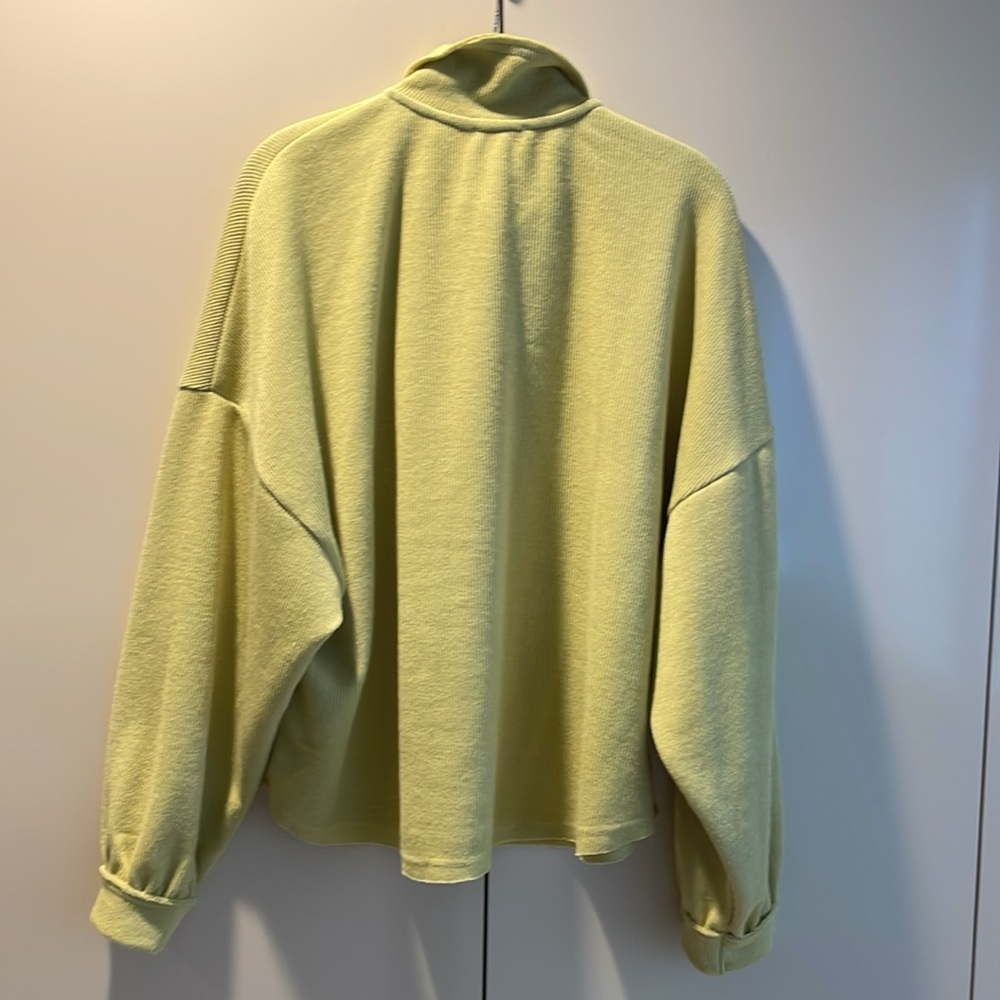 Blu Pepper Partial Button Down Pullover Size Large - image 3